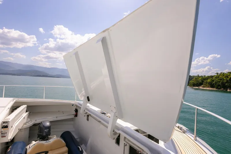 Mare Blu Yacht Photos Pics 2008 Pro Boat Yachts Power Cat 80 with open hatch, scenic ocean view.