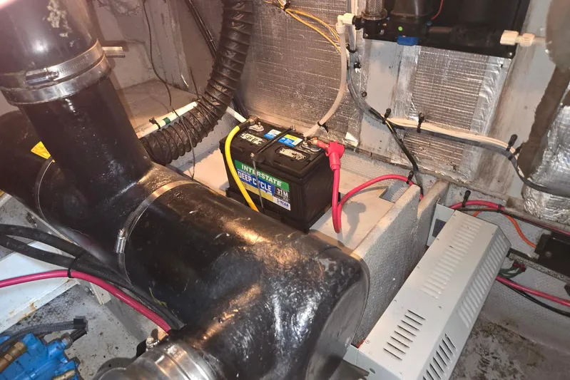  Yacht Photos Pics Engine room of 2003 Silverton 392 Motor Yacht with battery and wiring.