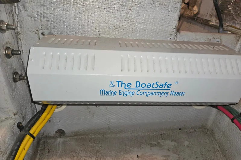  Yacht Photos Pics Marine engine compartment heater in 2003 Silverton 392 Motor Yacht.