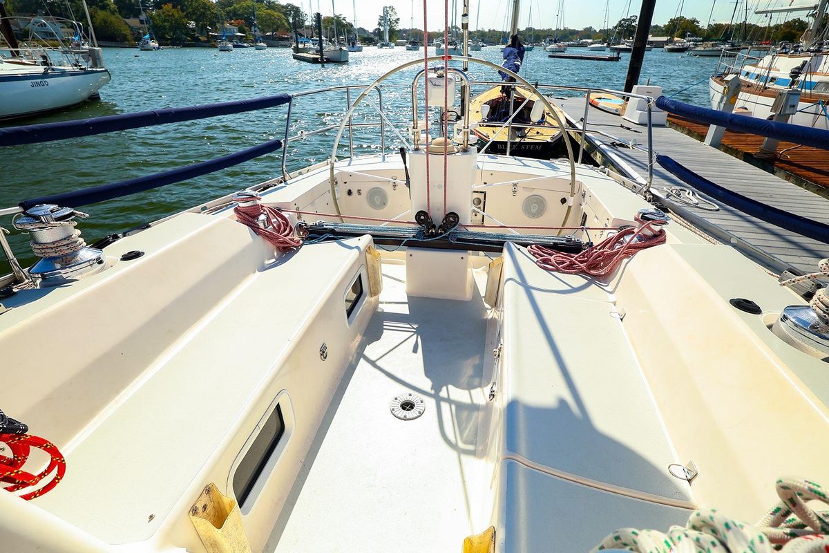 2002 J Boats 46 