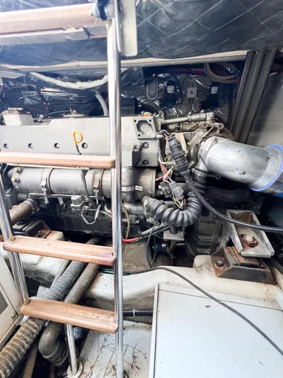 A'maure Yacht Photos Pics 