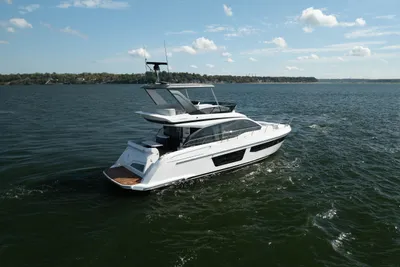 Azimut Fly 53