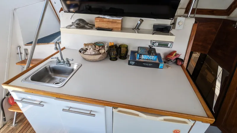 Sand And Stars Yacht Photos Pics 