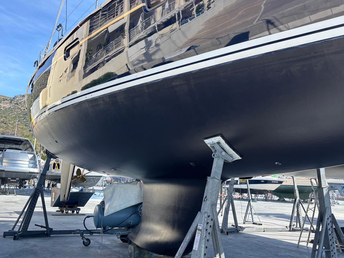 2003 Oyster 57 