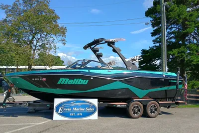 Malibu Wakesetter 25 LSV