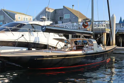 Leonardo Yachts Eagle 44