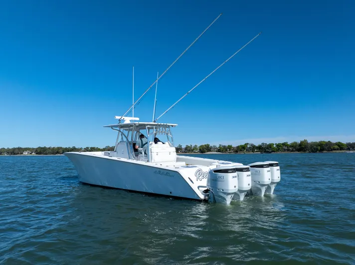Reel Escape Yacht Photos Pics SeaHunter 38 Reel Escape- Profile