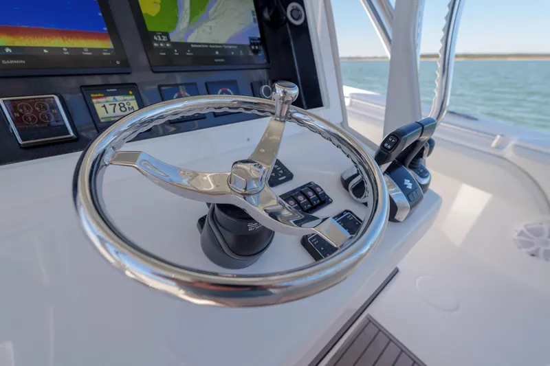 Reel Escape Yacht Photos Pics SeaHunter 38 Reel Escape- Helm