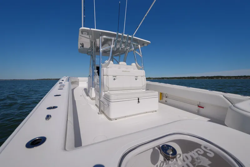 Reel Escape Yacht Photos Pics SeaHunter 38 Reel Escape- Bow Seating