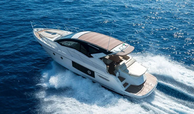  Yacht Photos Pics Manufacturer Provided Image