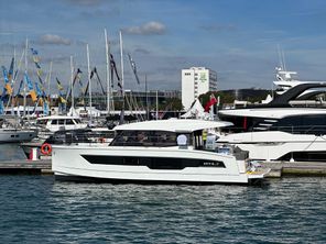 Fountaine Pajot MY4S