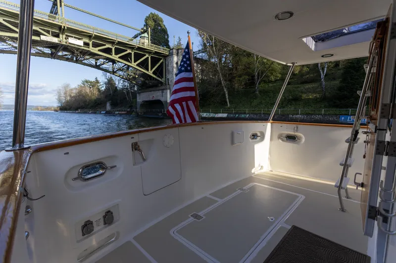 Basecamp Yacht Photos Pics Covered cockpit