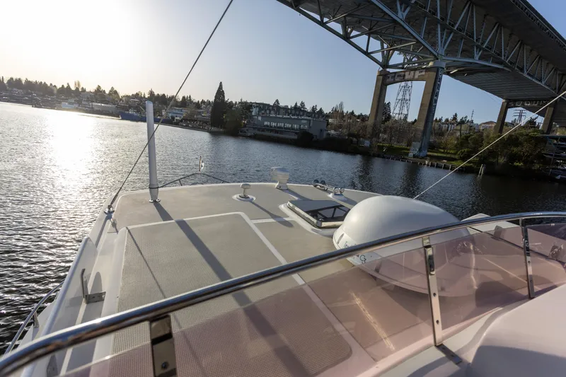 Basecamp Yacht Photos Pics Pilothouse top