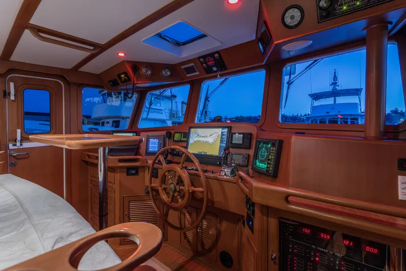 Basecamp Yacht Photos Pics Pilothouse