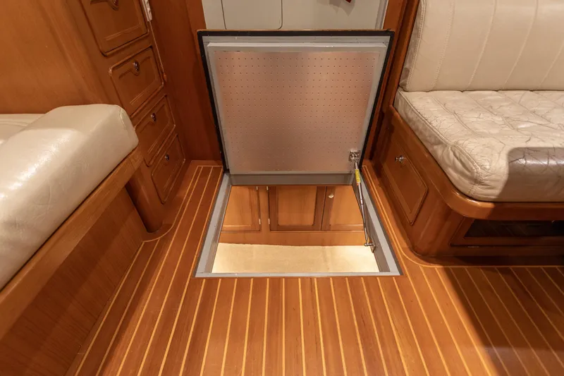 Basecamp Yacht Photos Pics Hatch in salon for commissary