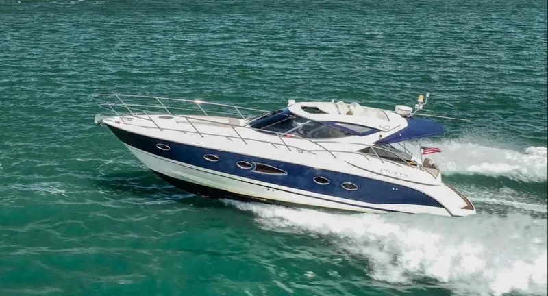 Parea Yacht Photos Pics Azimut Atlantis 40 yacht cruising on open water, 2011 model, sleek design.