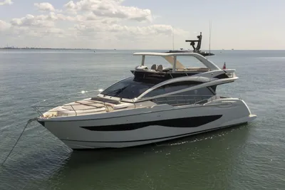 2022 Pearl 62