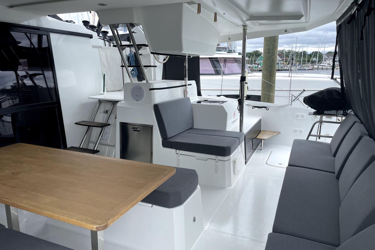 2022 Fountaine Pajot 42 