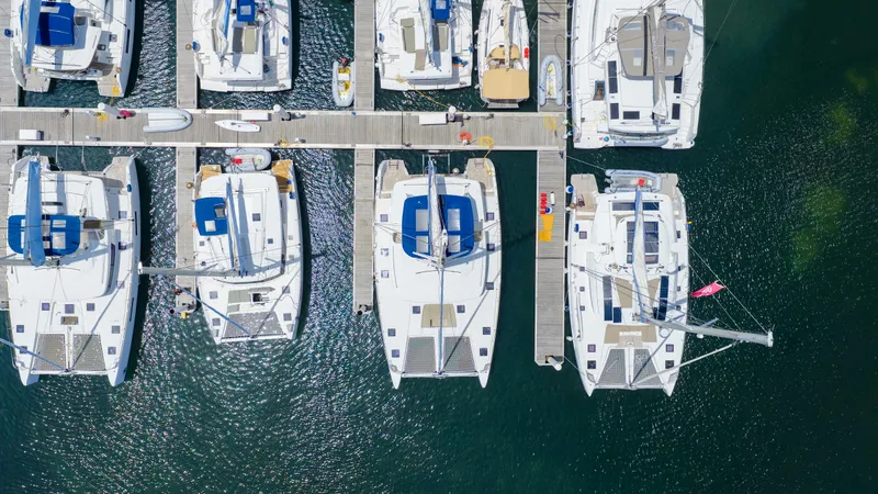 Happy Ours Yacht Photos Pics 