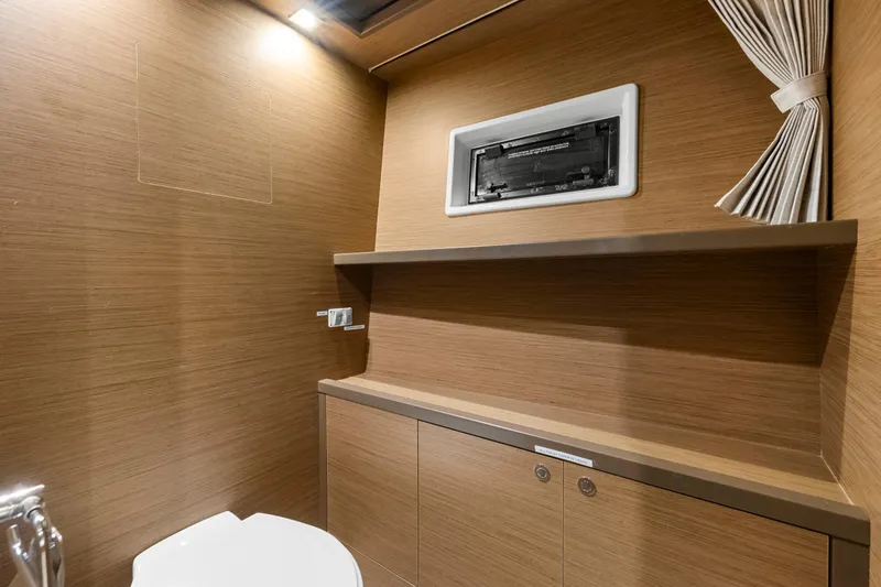 Happy Ours Yacht Photos Pics 