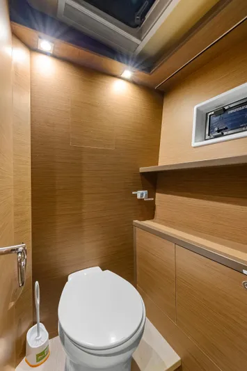 Happy Ours Yacht Photos Pics 