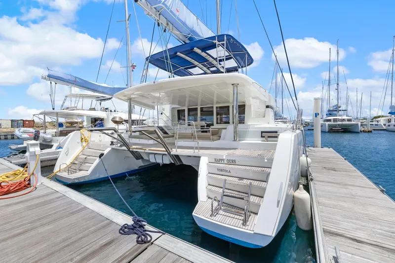 Happy Ours Yacht Photos Pics 