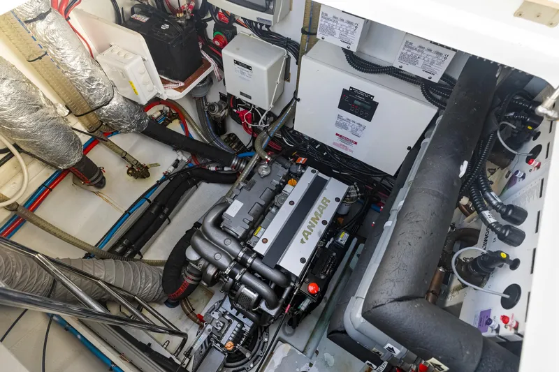 Happy Ours Yacht Photos Pics 