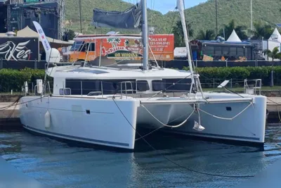 Lagoon 450F