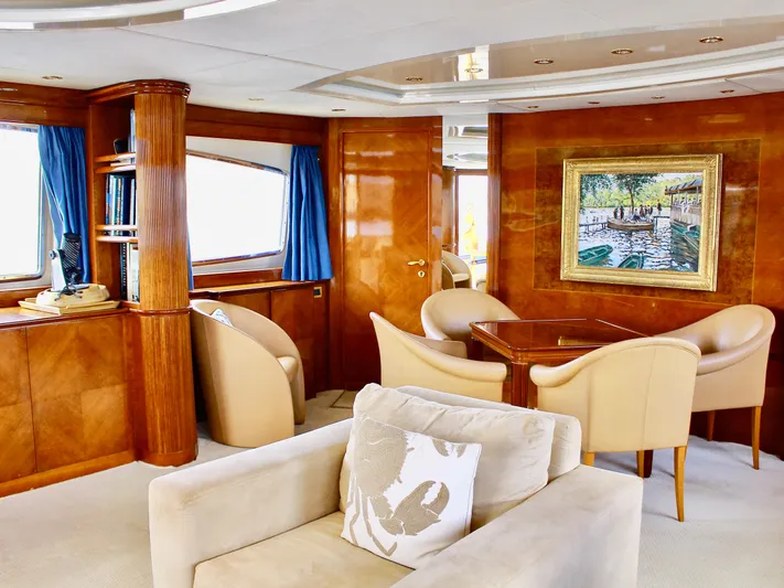 Gari Yacht Photos Pics 