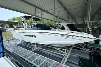 MasterCraft X26