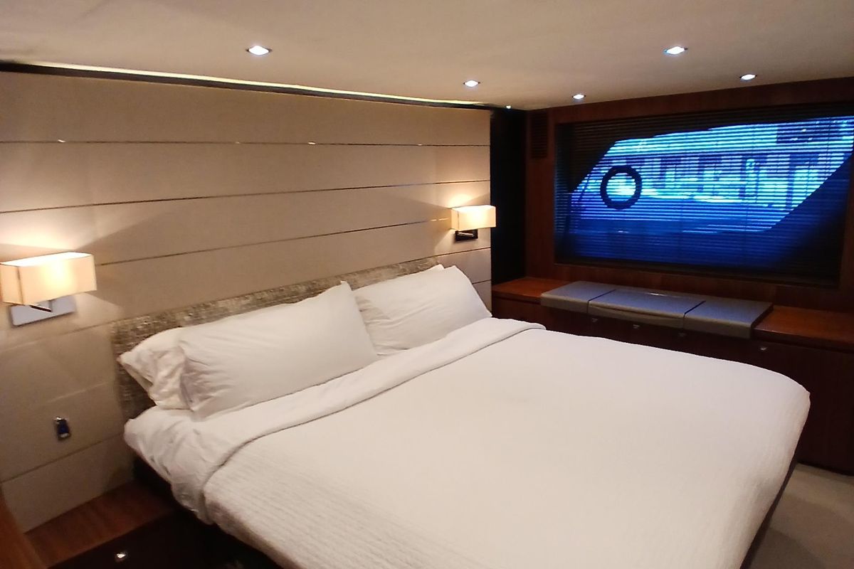 2015 Princess 63 