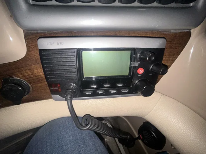  Yacht Photos Pics VHF radio system in 2008 Four Winns V358 boat cockpit.