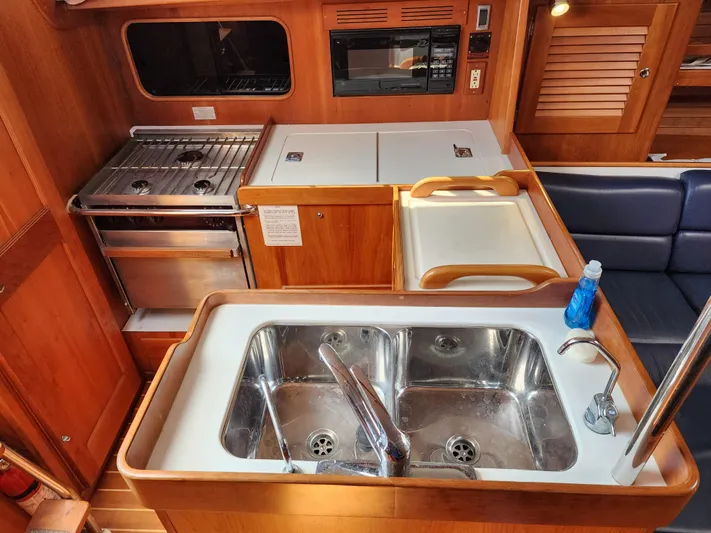 Anoria Yacht Photos Pics 