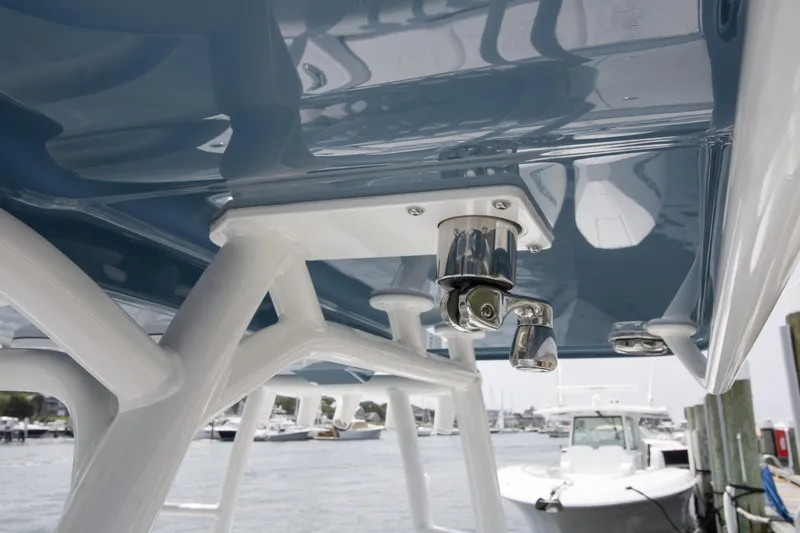  Yacht Photos Pics 2025 Yellowfin 26 Hybrid boat detail, showcasing sleek design and sturdy construction at a marina.