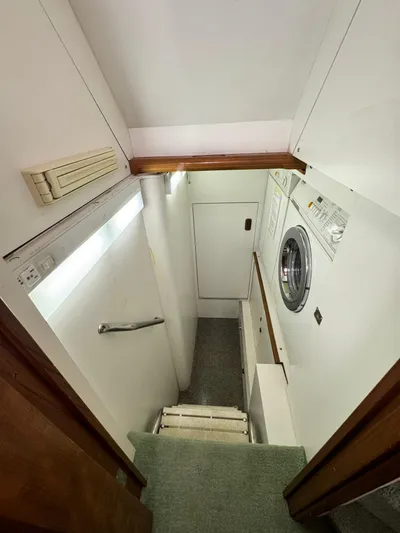 Spirit Of Zopilote Yacht Photos Pics Laundry Room