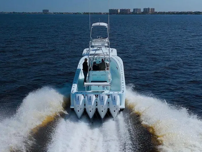 Game Hunter Yacht Photos Pics 