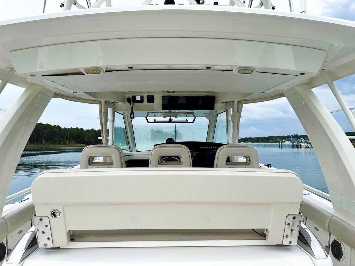 2017 Boston Whaler 42 