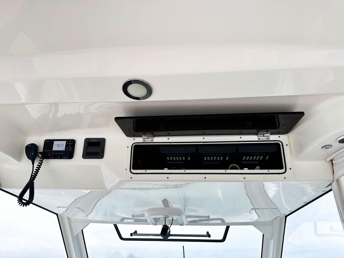 2017 Boston Whaler 42 