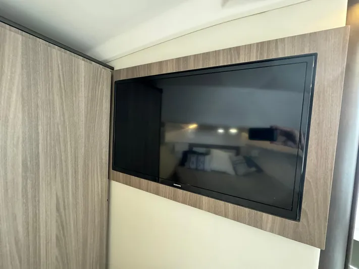 Harley Quinn Yacht Photos Pics 