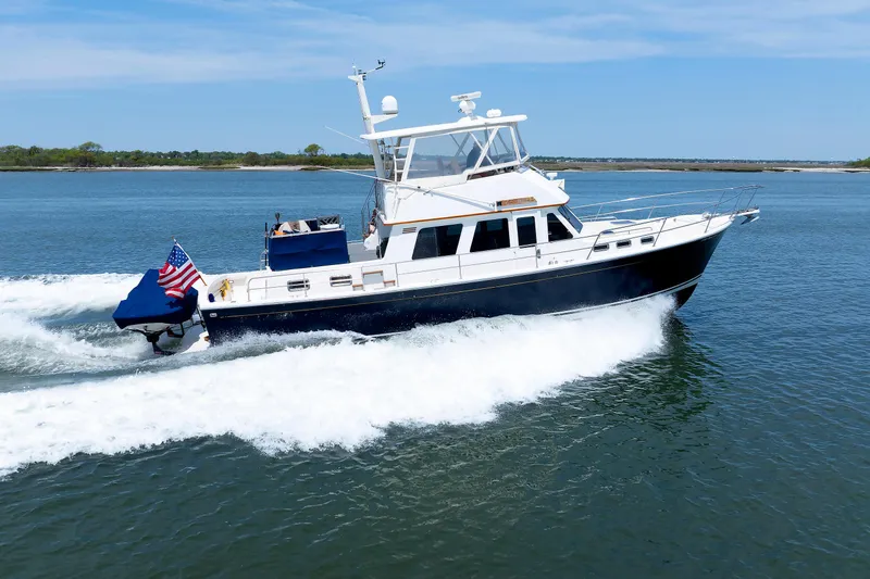 Lupo Di Mare Yacht Photos Pics Running - Starboard