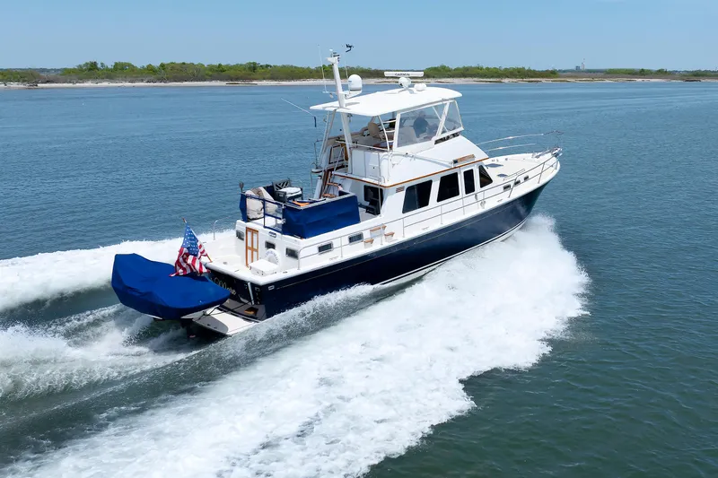 Lupo Di Mare Yacht Photos Pics Running - Starboard