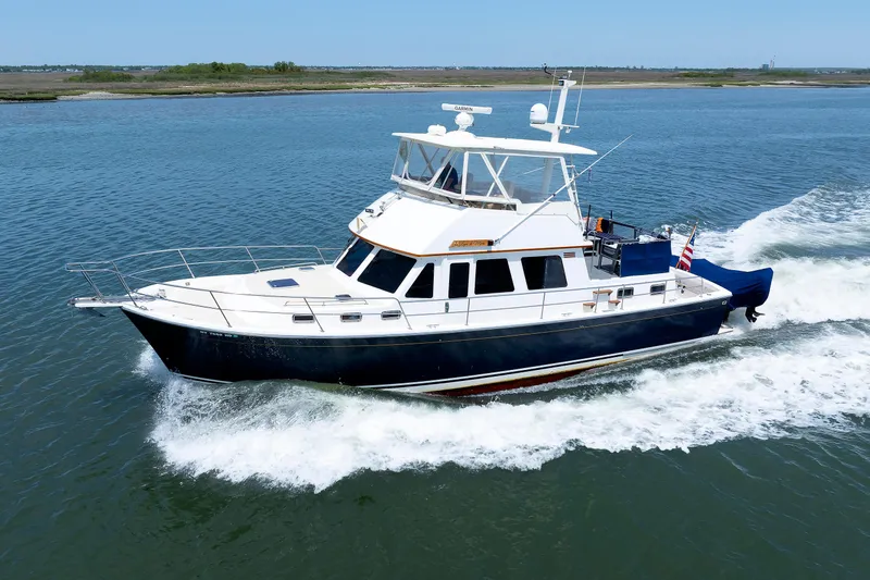 Lupo Di Mare Yacht Photos Pics Running - Port