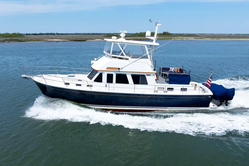 Lupo Di Mare Yacht Photos Pics Running - Port