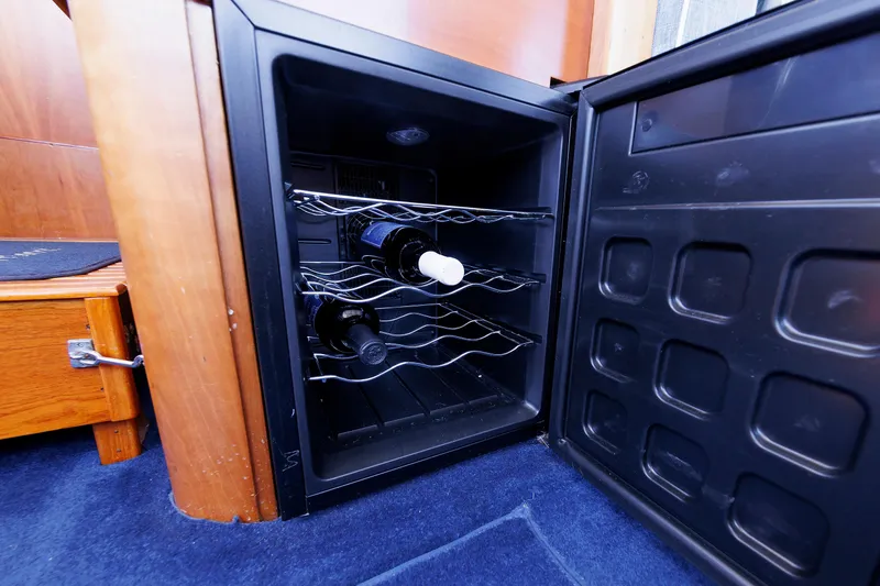 Lupo Di Mare Yacht Photos Pics Wine Refrigerator