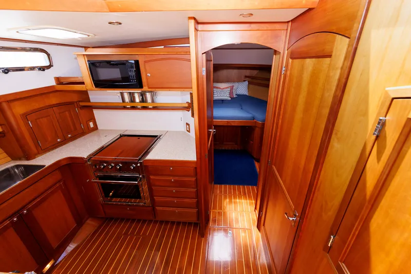 Lupo Di Mare Yacht Photos Pics Galley