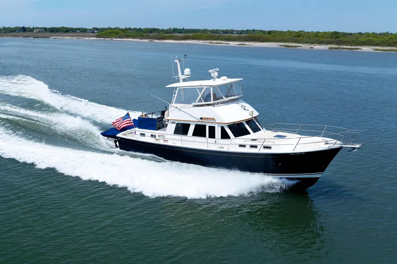 Lupo Di Mare Yacht Photos Pics Running - Starboard