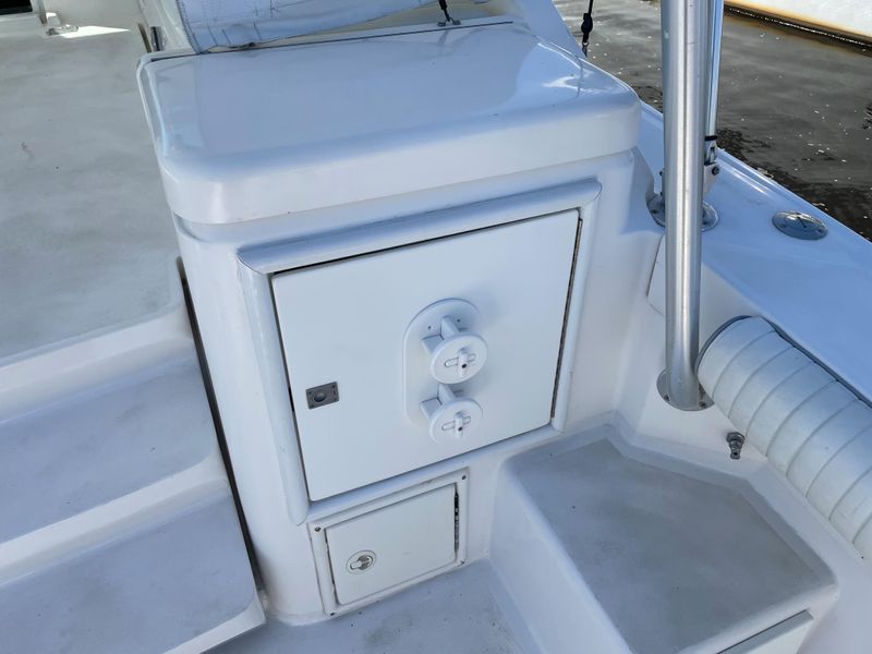 2004 Luhrs 36 Open