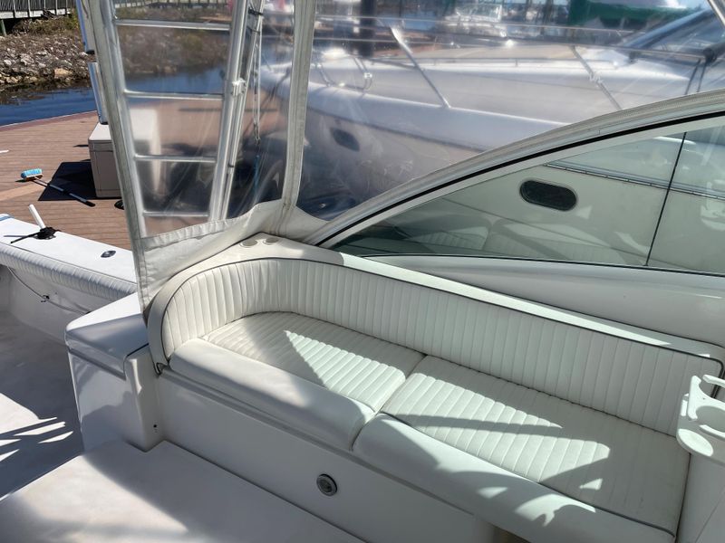 2004 Luhrs 36 Open