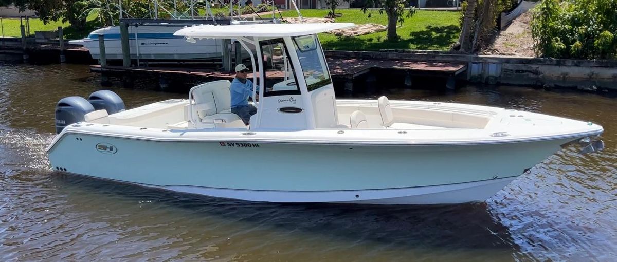 2022 Sea Hunt Gamefish 27 FS