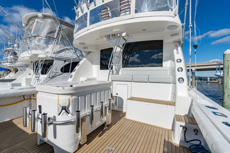 Sligo Yacht Photos Pics 2023 Henriques 42 Convertible yacht with spacious deck and modern amenities.